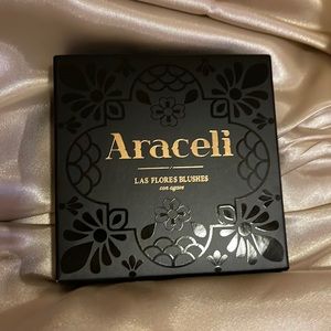 Araceli Dahlia & Laelia blush